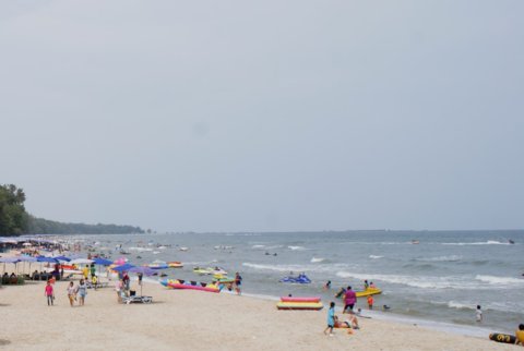 Cha-am Beach