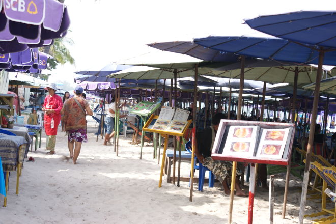 Restaurants at the beach