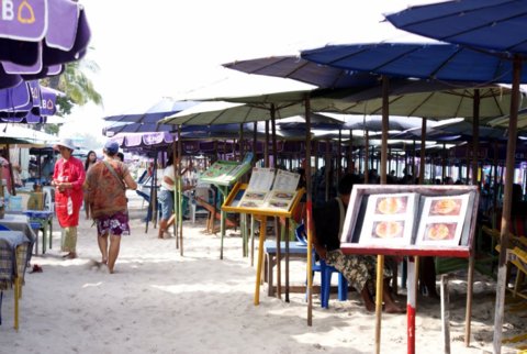 Restaurants at the beach