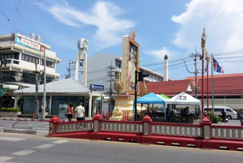 Hua Hin bus stop