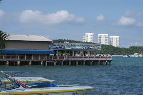 Pattaya Beer Garden