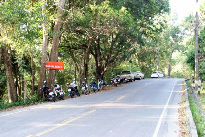 The road at Banana Beach