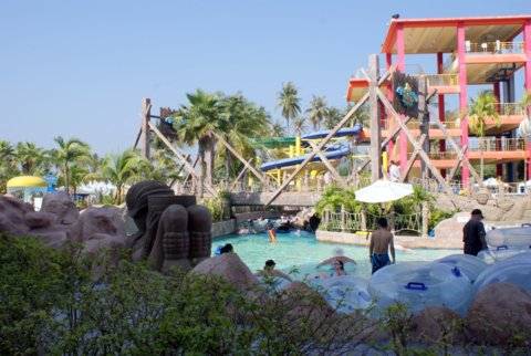Splash Jungle Water Park