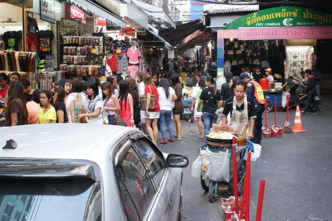 Pratunam Market